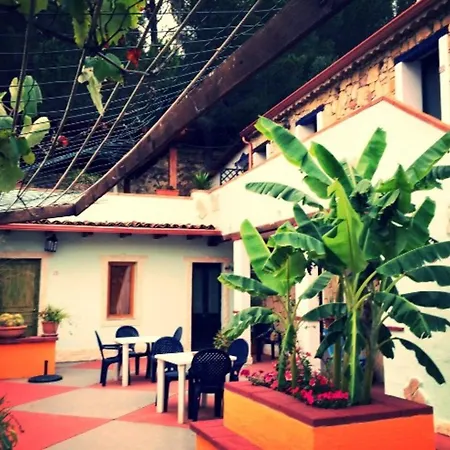 El Minero 3*