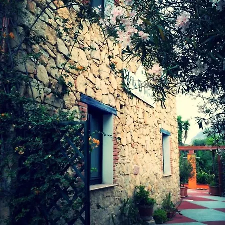 El Minero 3*